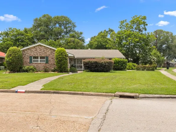 5559 Whispering Creek Way, Houston, TX 77017