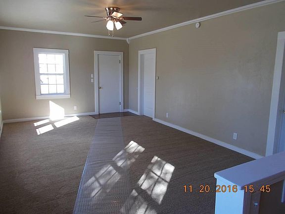 5th image of 255 W Crosby St