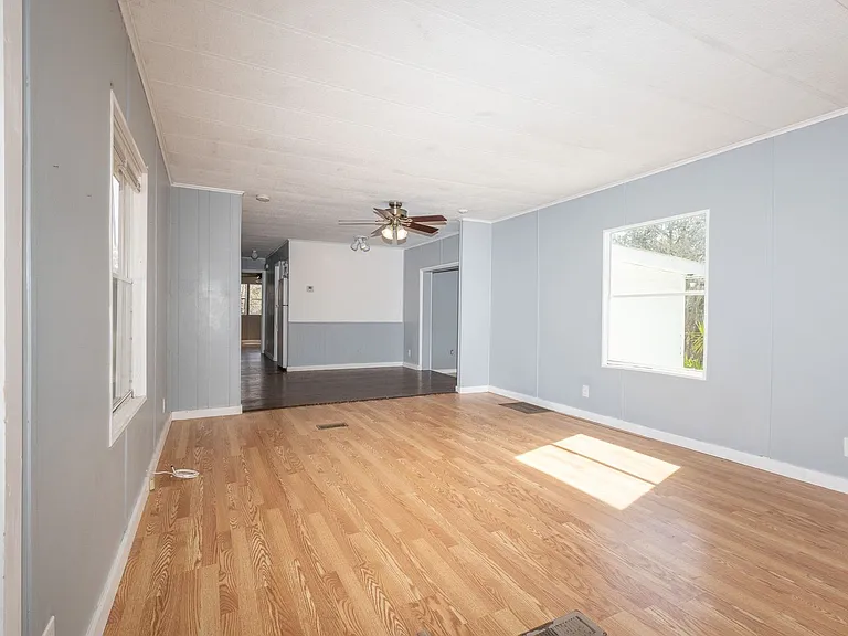 1824 Marion County Rd — Photo 3