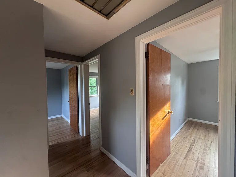 2992 Eldora Dr — Photo 3