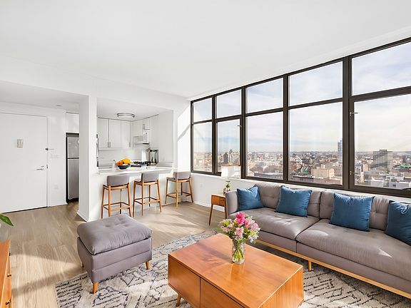 3rd image of 424 Bedford Ave APT 17C