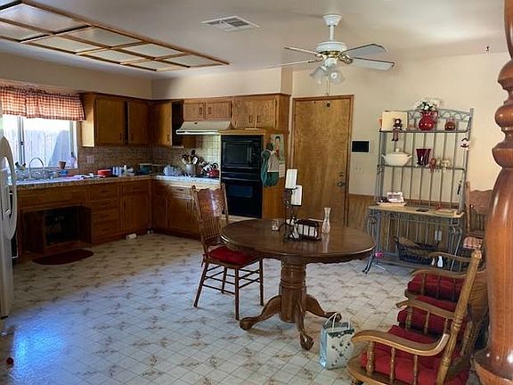 3rd image of 25915 Casa Loma Ct