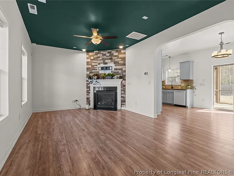 154 Blue Bay Ln — Photo 9