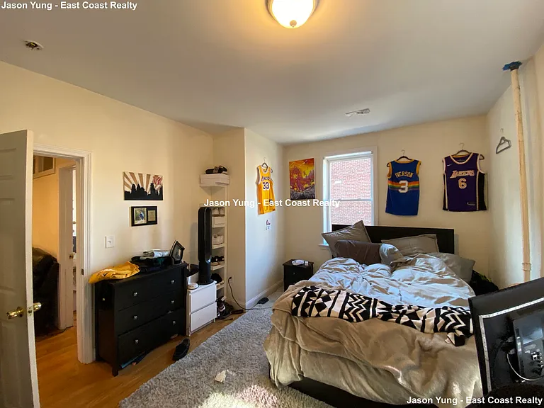 318 Saint Paul St #4 — Photo 8