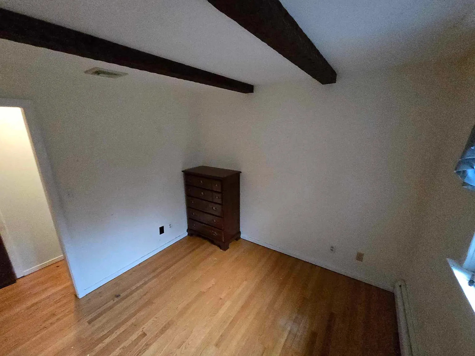 3 bed, 1132 sqft, $2,300 — Photo 3