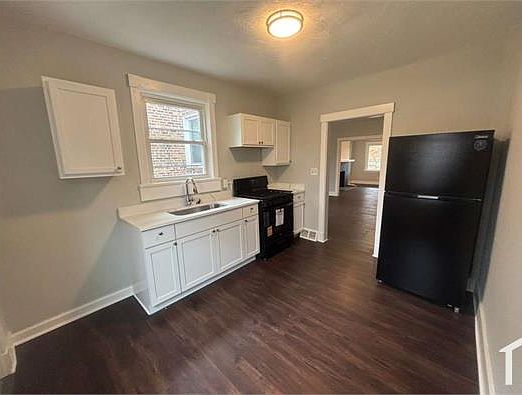 2nd image of 1522 Woodland Ave