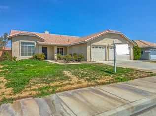 14272 De Sota Dr, Victorville, CA 92392