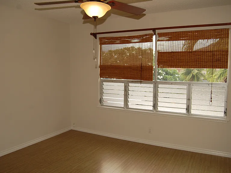 559 Keolu Dr — Photo 19