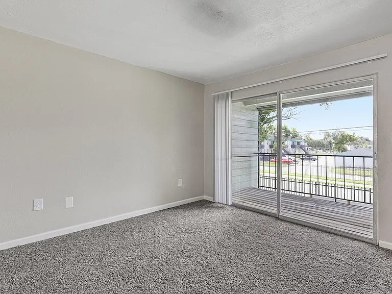 Winford Place Apartments — Photo 60