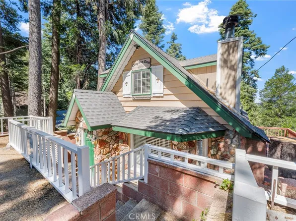 724 Buckingham Sq, Lake Arrowhead, CA 92352