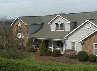 1219 Crestfield Dr, Williamsport, PA 17701