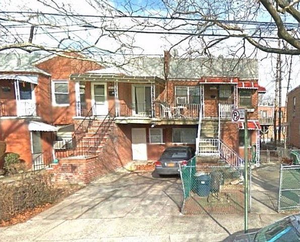 1st image of 1435 E 99th St