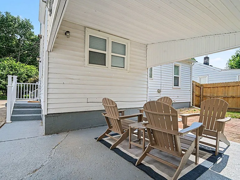 102 E Home Ave — Photo 18