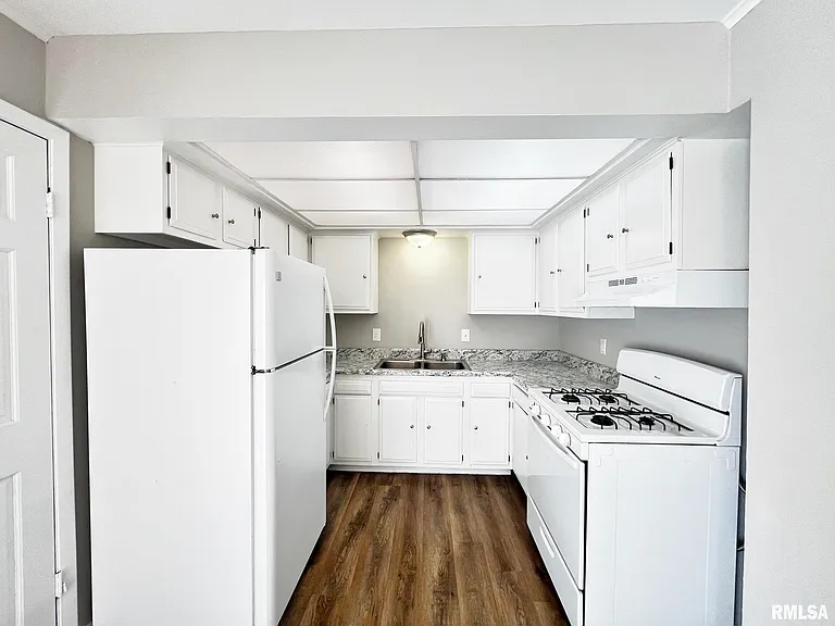4022 N Westport Ct — Photo 9