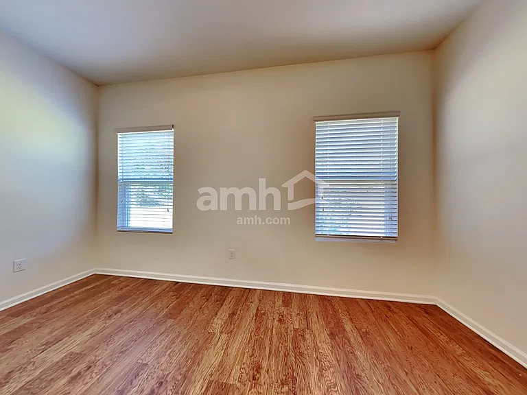 8160 Radican Rd — Photo 8