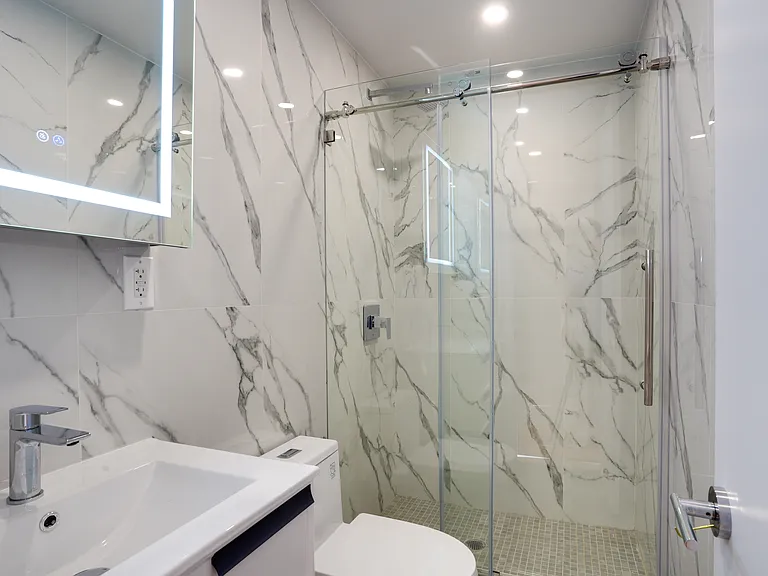 248 Elizabeth St #6 — Photo 7
