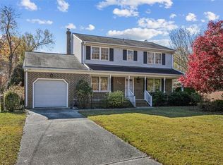 707 York Warwick Dr, Yorktown, VA 23692