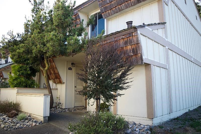 1st image of 2704 Meath Dr