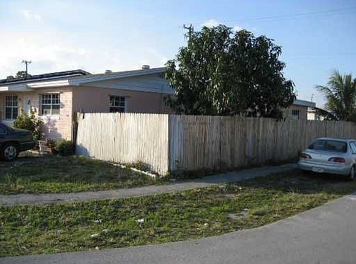 2nd image of 5401 SW 36th St