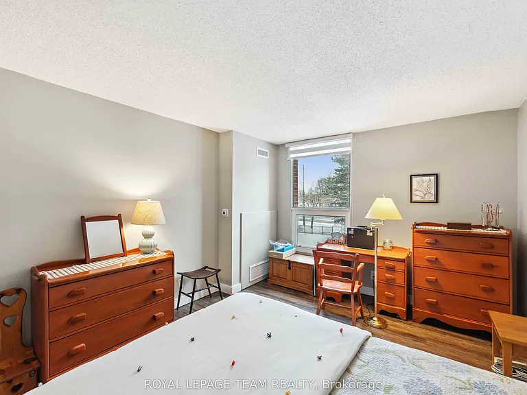 2951 Riverside Dr #306 — Photo 14