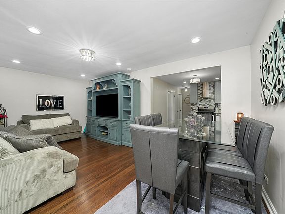 3rd image of 3511 S 55th Ave