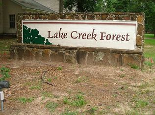27 Creek Forest Ln, Conroe, TX 77384