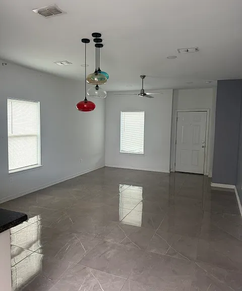 219 Fig Dr #3 — Photo 4