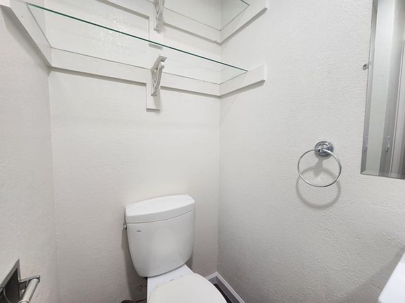 5th image of 393 Adena St APT 15