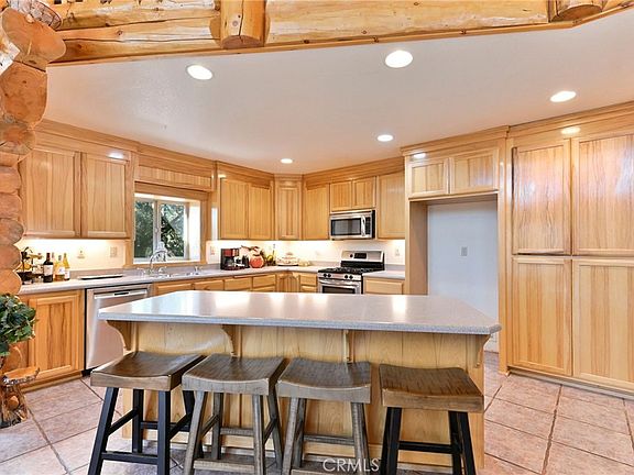 5th image of 21416 Robin Ln