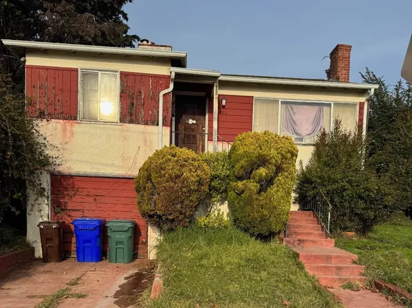 1564 Merced St, Richmond, CA 94804