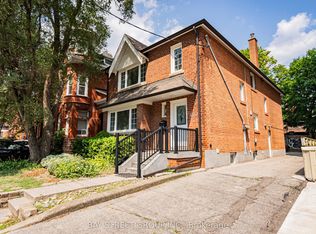65 Spadina Rd, Toronto, ON M5R 2T1