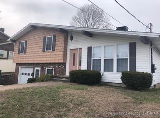 38 Stevens St, Lewiston, ME 04240
