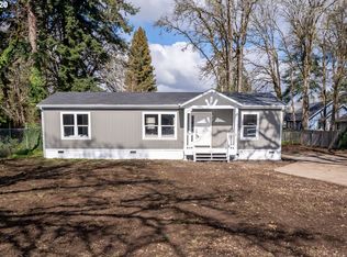 385 N 16th St, Cottage Grove, OR 97424