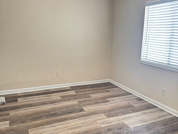 5th image of 619 SE 13th Ave #15891106