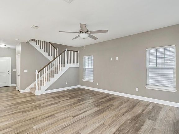 4th image of 192 Johnson Ct