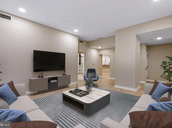 1600 Arch St APT 1202, Philadelphia, PA 19103