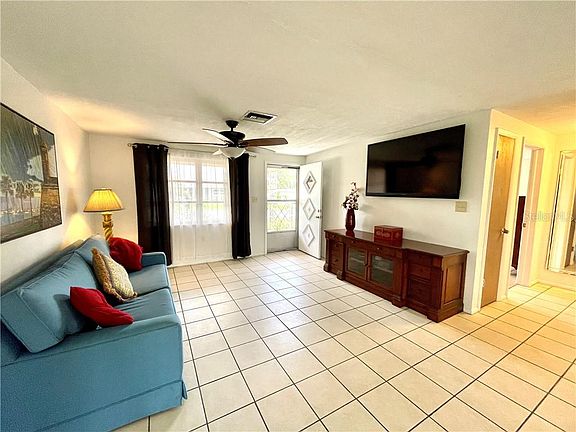 3rd image of 3308 Merita Dr