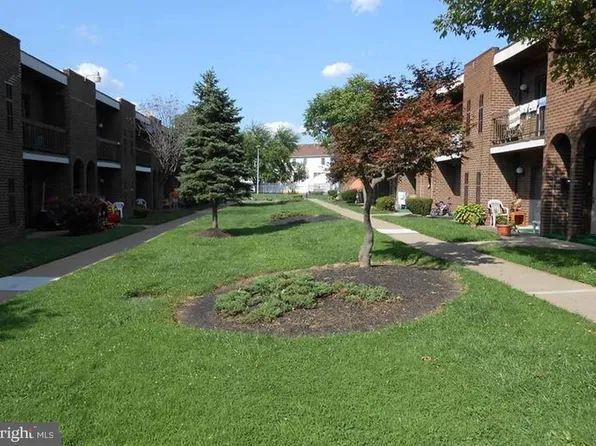 9926 Haldeman Ave, Philadelphia, PA 19115