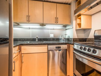466 Commonwealth Ave APT 204, Boston, MA, 02215