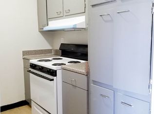 9 E Deer Park Dr APT 302, Gaithersburg, MD 20877