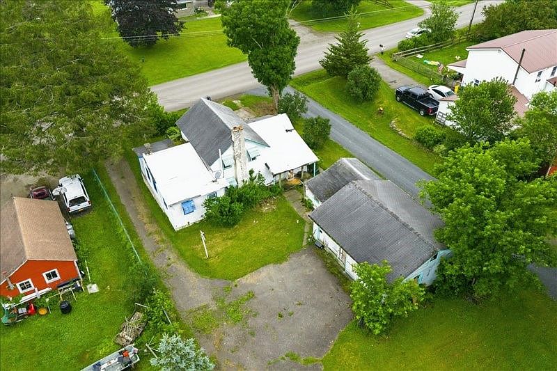 10th image of 4467 Brady Hill Rd