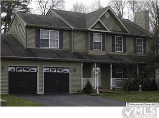 4 Hillcrest Ln, Little Egg Harbor, NJ 08087
