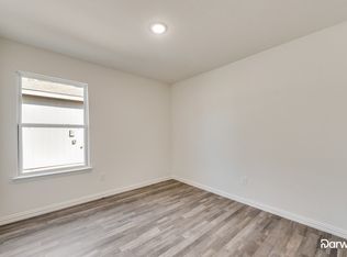 556 N San Felipe Ave, San Antonio, TX 78228