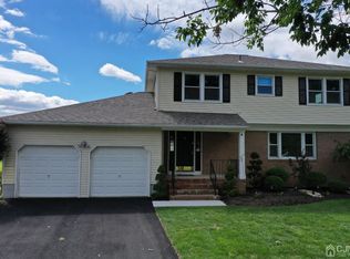 4 Mundy Rd, East Brunswick, NJ 08816