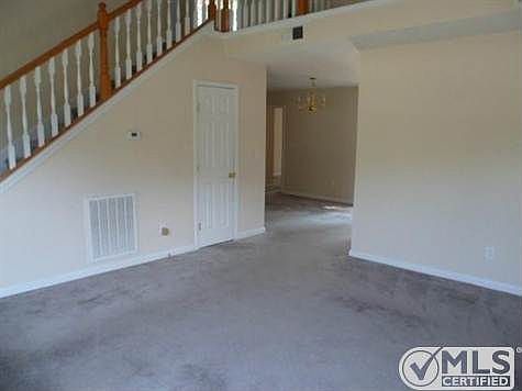 5th image of 104 Bankside Dr