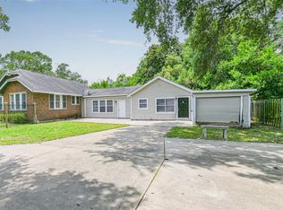 931 Laurel St #B, La Marque, TX 77568