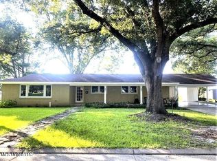 608 N Oak St, Vidalia, LA 71373