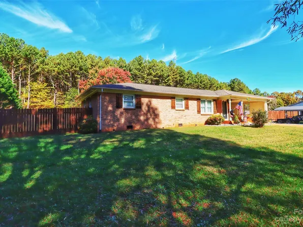 6272 Crowders Cir, Vale, NC 28168