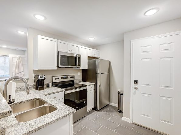 2341 Burnet Ave APT 2