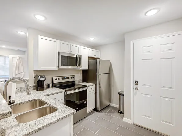 2341 Burnet Ave APT 2, Cincinnati, OH 45219